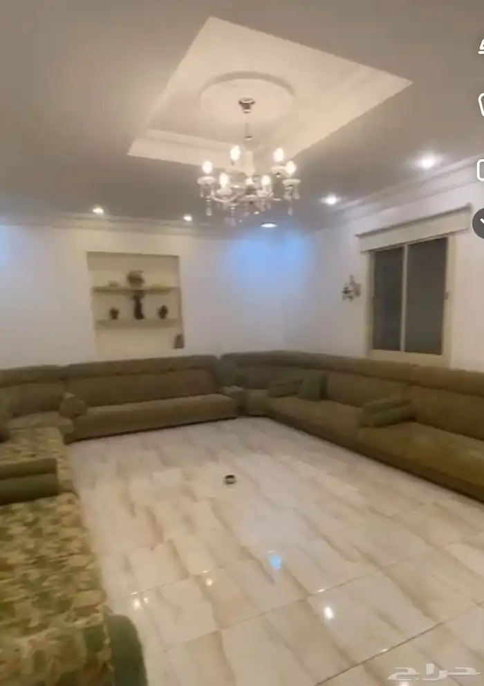للبيع عماره دورين كامله في الدمام بحي احد مليون 200 تفاوض 2