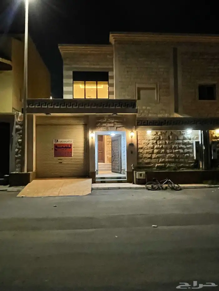 للبيع فيلا نظيفة في مخطط البندر ابحر الشمالية بموقع مميز 0