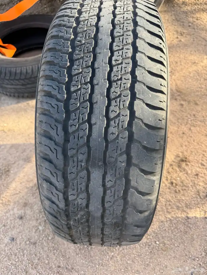 للبيع كفرات يوكوهاما شرط مقاس265 65 17 1