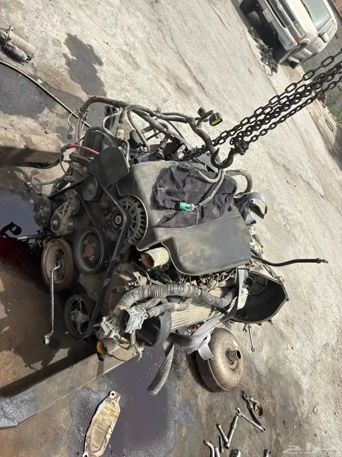 مكينه فورد مع قير فورد2006ويوجد مكينه يوكن وتاهو2005 2