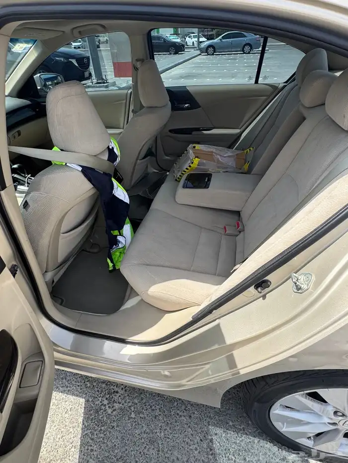 للبيع هوندا اكورد 2014 4