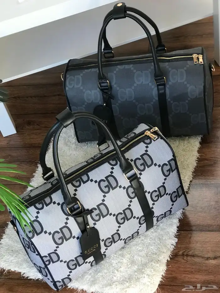 شنط سفر ماركات متنوعة 27