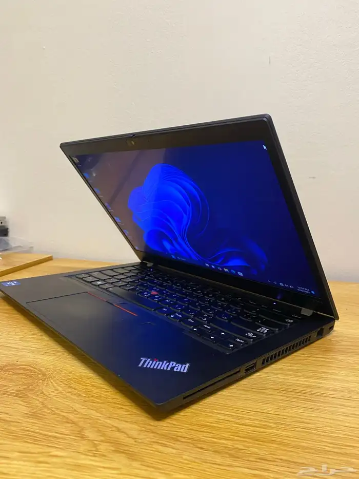 لابتوب لينوفو p14s بكرت شاشة نفديا 2