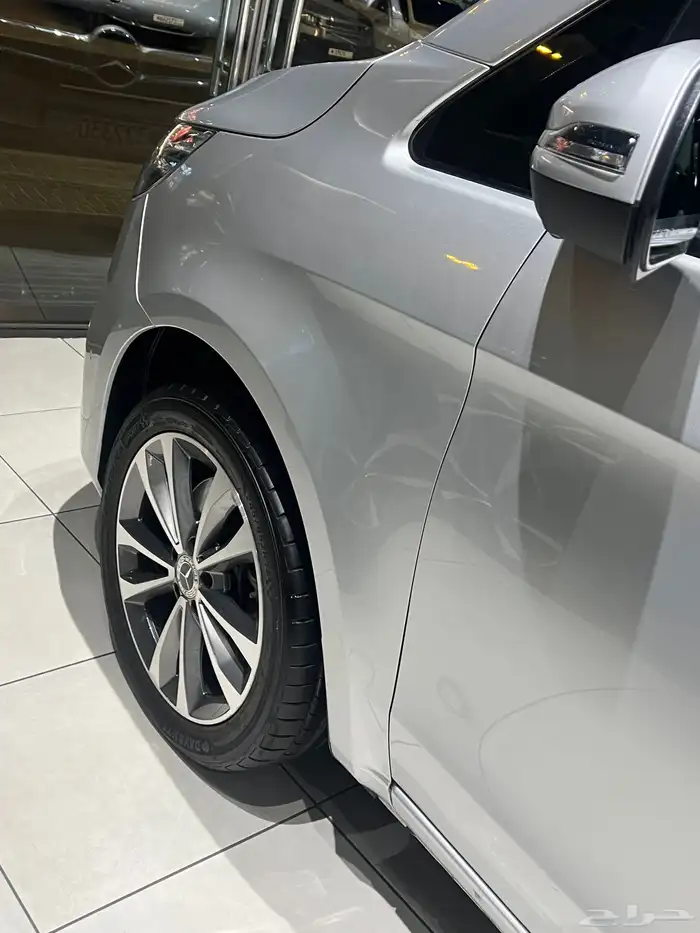 مرسيدس V250 وارد البحرين 11