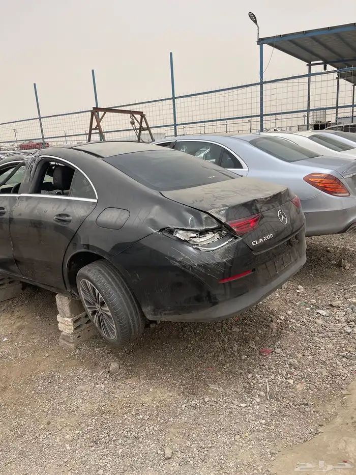 تشليح النايفات ل شراء السيارات المصدومة والتالفة والعطلانة 2