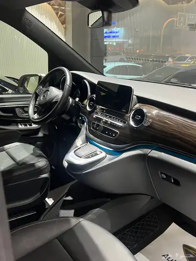 مرسيدس V250 وارد البحرين 3