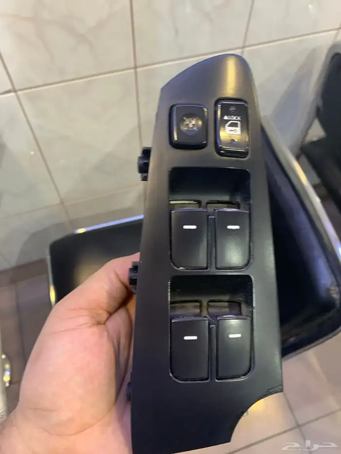 مفتاح زجاج كيا سيراتو 2012 مستعمل وكالة 0