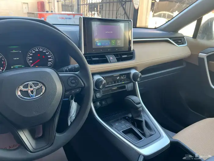 تويوتا راف فور LE دبل بنزين 2025 متاح كاش واقساط 3