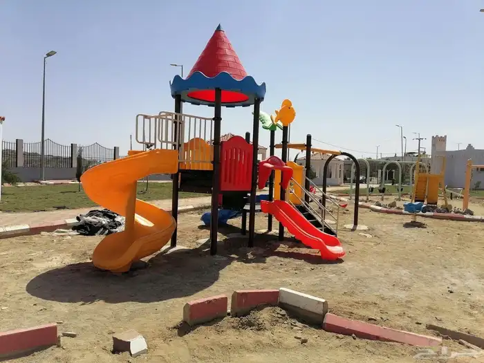العاب حدائق وأعمدة ومجسمات وكل ما يخص الحدائق العامة 88