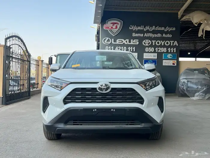 تويوتا راف فور LE دبل بنزين 2025 متاح كاش واقساط 0