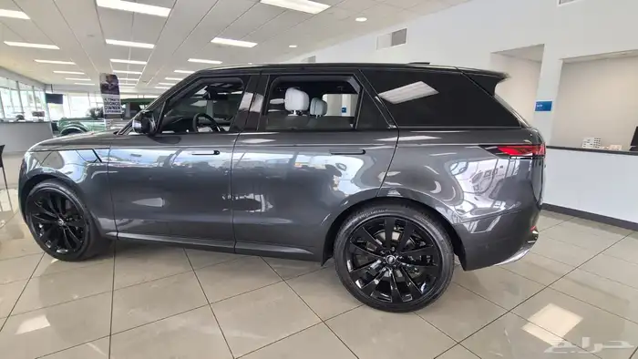 Range Rover Sport P360 SE 2025 فل كامل جديد 3