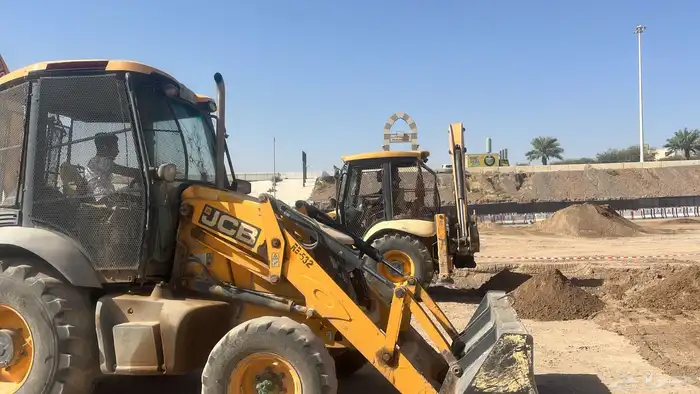 حفار للإيجار يومي شهري 0