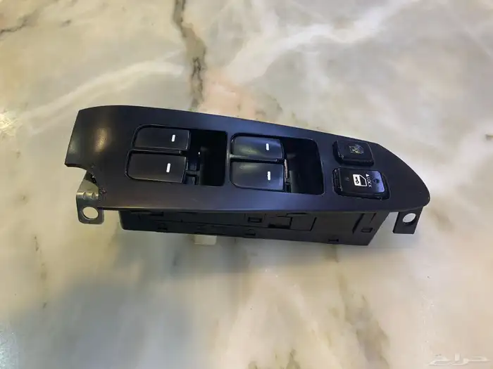 مفتاح زجاج كيا سيراتو 2012 مستعمل وكالة 2