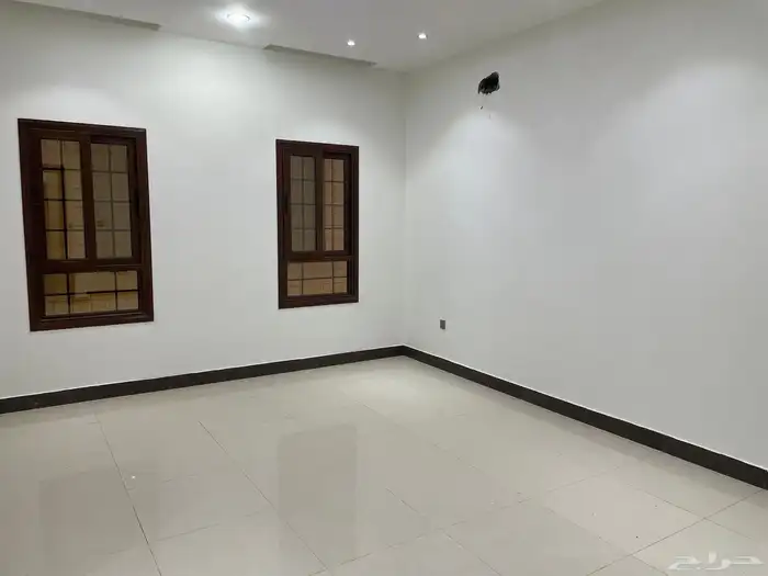 شقة للبيع بسعر مميز 9