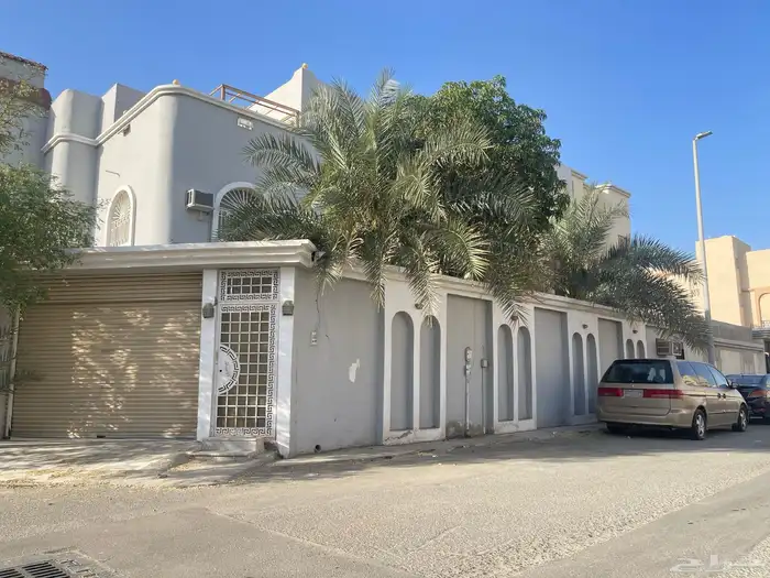 للبيع فيلا بحي الاجواد - جدة 8