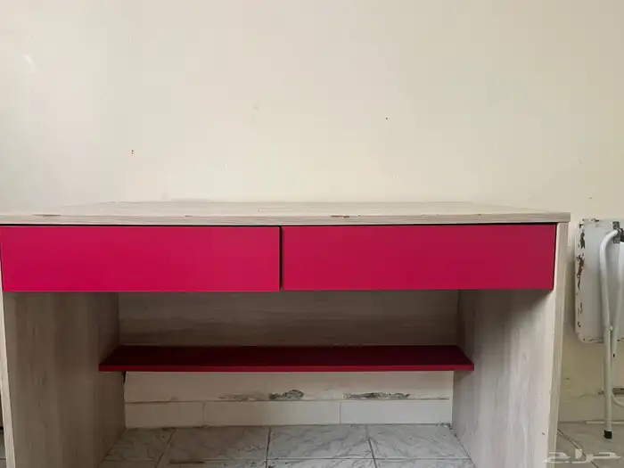 مكتب للبيع 1