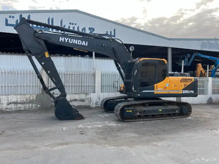 بوكلين هونداي 220LC-9S للبيع ع السوم 0