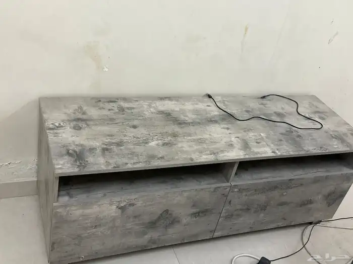 طاولة تلفزيون 0