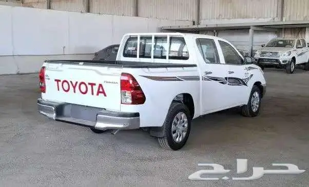 هايلوكس غمارتين GL ديزل 2025 3