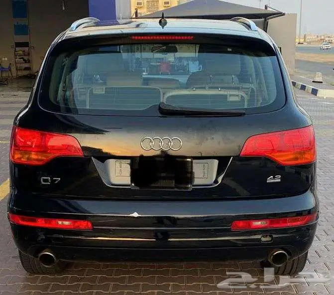 أودي Q7 للبيع بسعر مغري 4