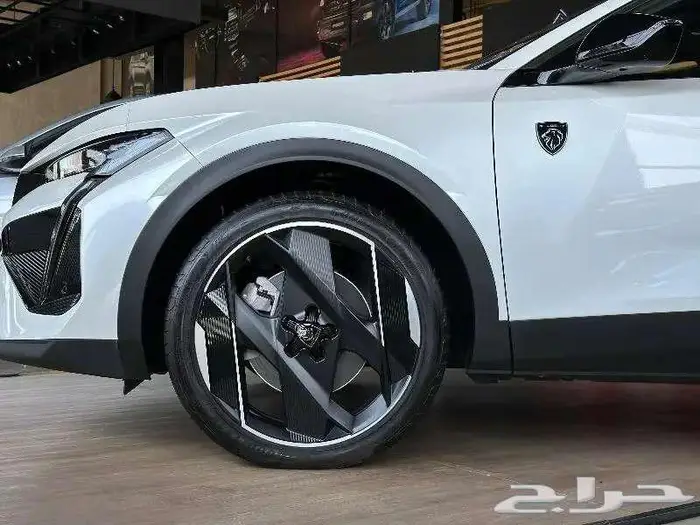 بيجو 408 GT 3