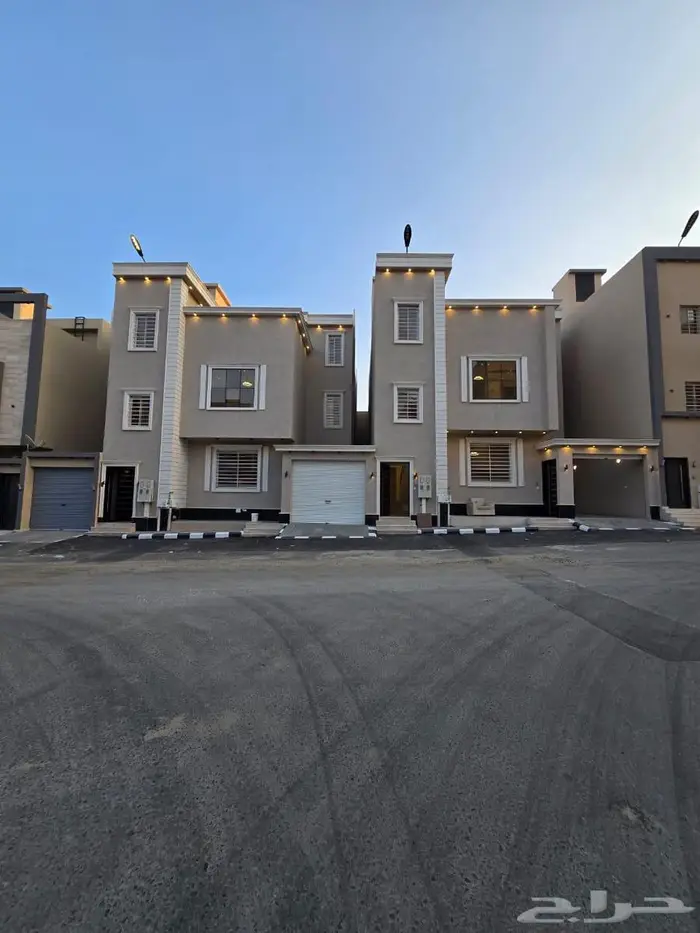 ارواف فاخرة للبيع خلف مدارس الذكر 0