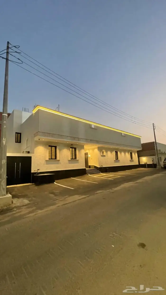 للبيع عمارة دور وملحق الشرائع جديدة 0