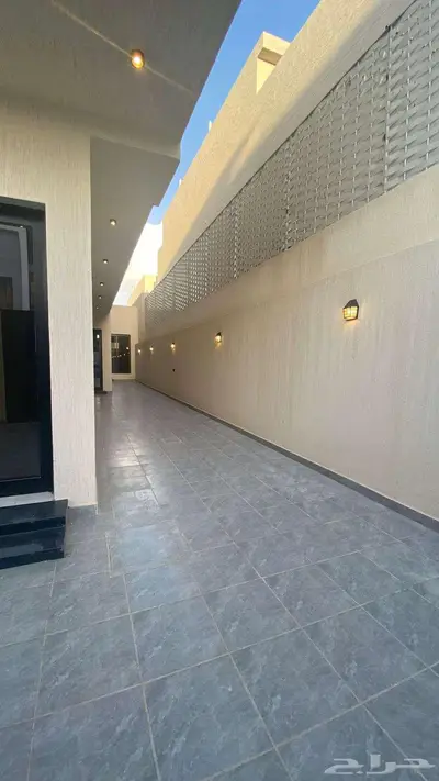 فلة بالشرفية للبيع 1