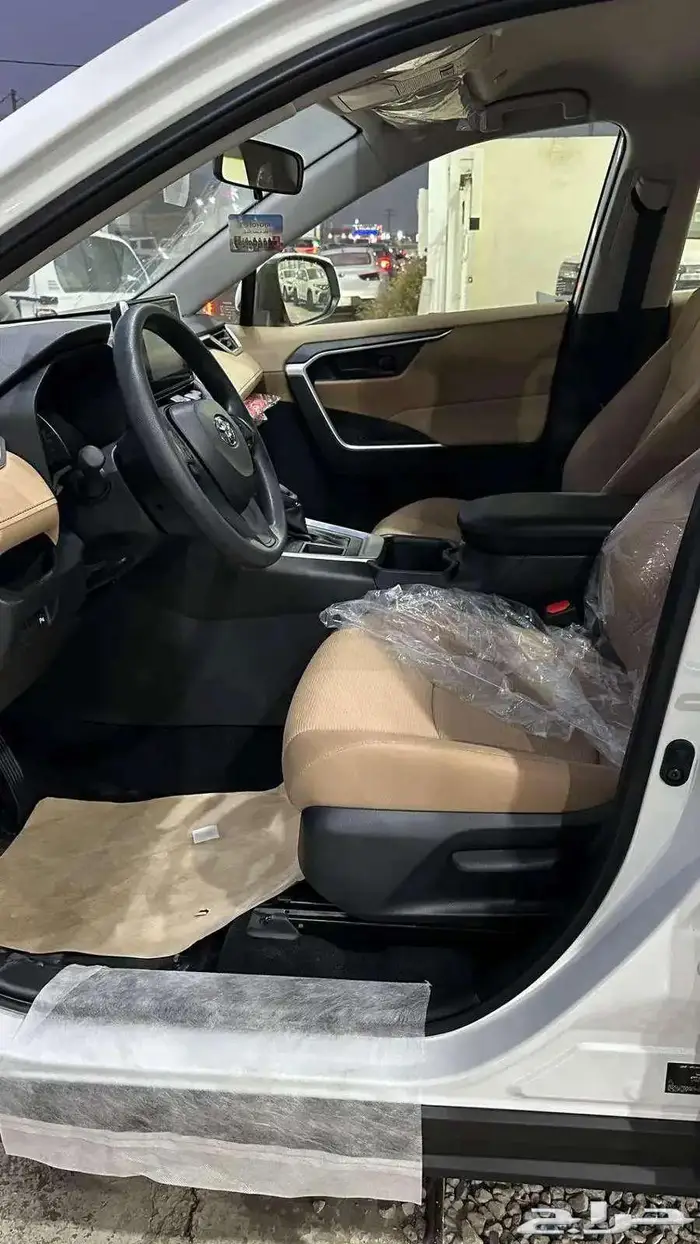 راف فور LE بنزين ستاندر دبل 2025 باقل الاسعار معرض العوده 5