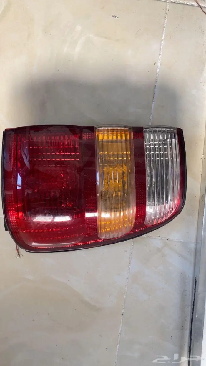 اصطبات جيب لاندكروز خلفي باب شنطه 2