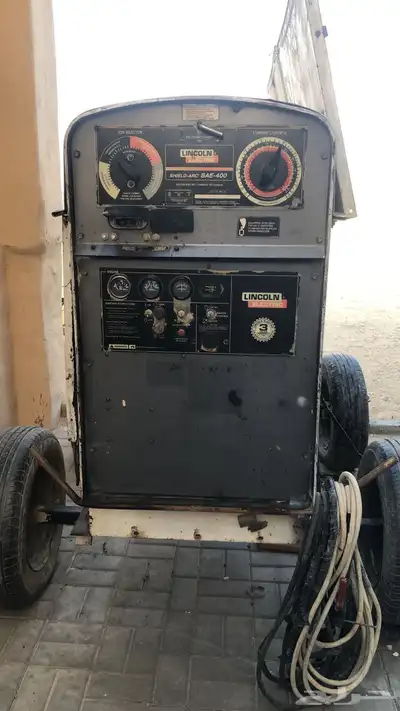 عدت ورشة للبيع 4