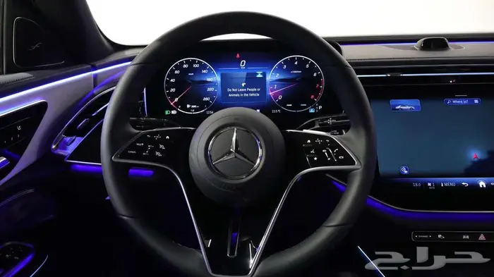 Mercedes-Benz E350 AMG Sedan 10