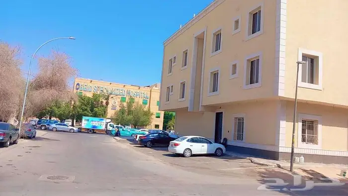 للبيع عماره في الملز جديده شقق مفروشة ومحلات 0