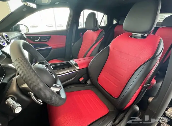 2025 Mercedes GLC300 Coupe أصفار 9