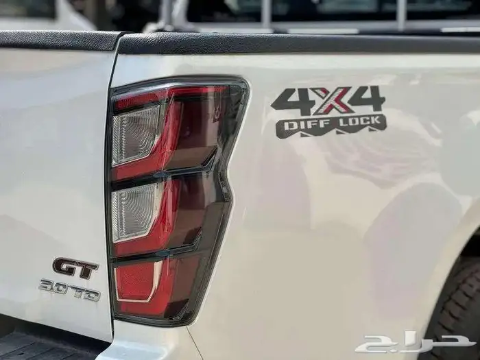 ايسوزو ديماكس GT 2025 بسعر مناسب 10