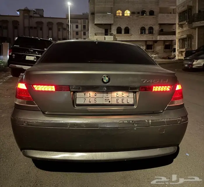 بي إم دبليو 3004 6