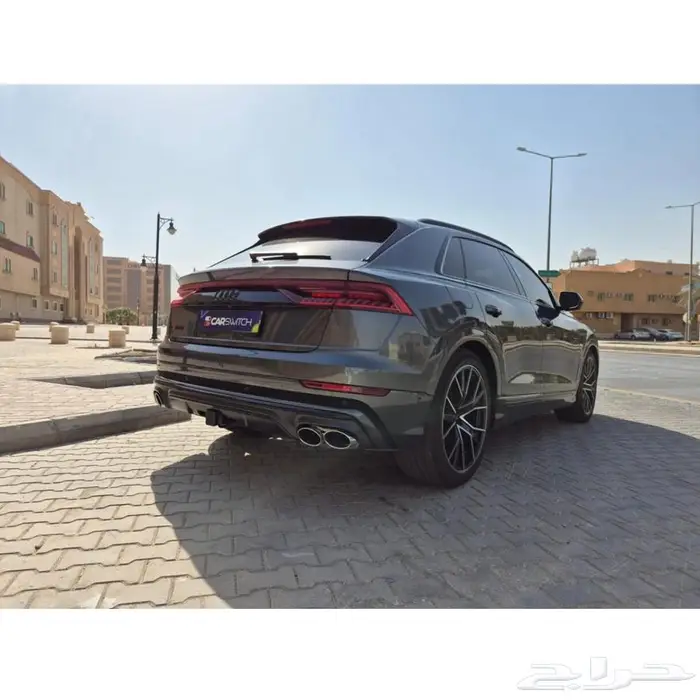 أودي Q8S 2023 4