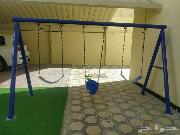 مرجيحه جديده مع 3 كرسي تناسب للطفال والا كبار خصم خاص 13