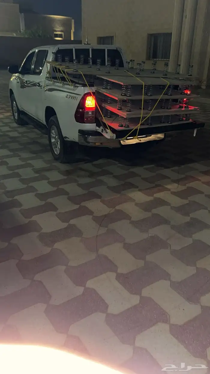 هايلوكس لنقل الاغراض داخل القصيم 0