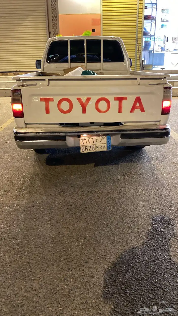 هايلوكس للبيع 2