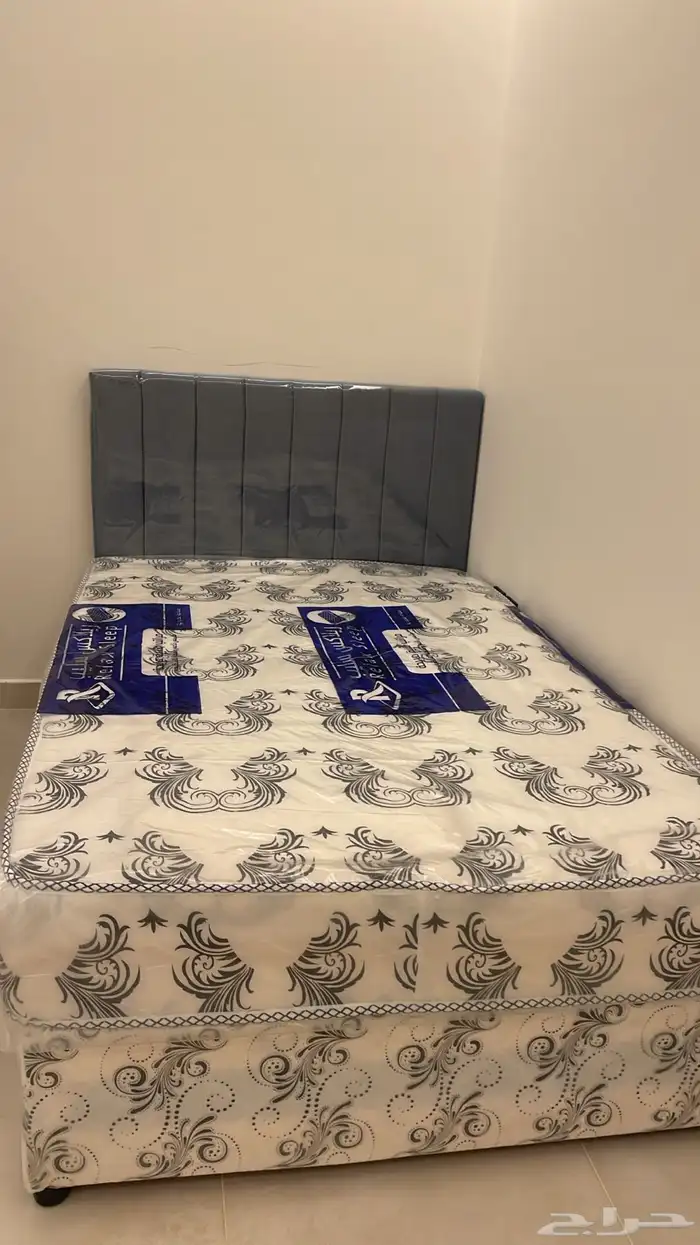 بكسات مراتب سرير مخدات لحاف شرشف منشفه 17
