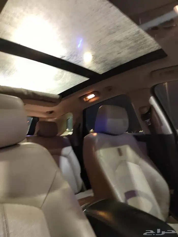 كاديلاك srx 2013 16