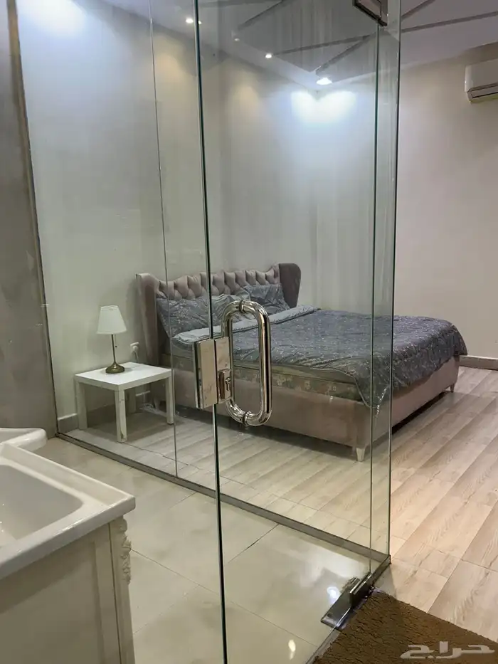 للايجار استراحه حي الرمال 8