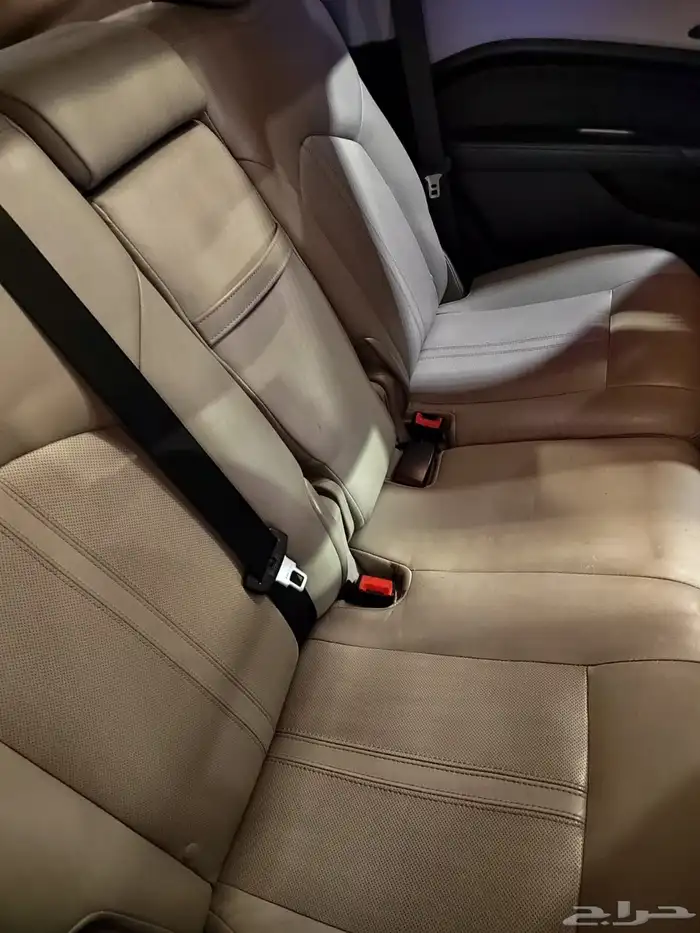 كاديلاك srx 2013 10