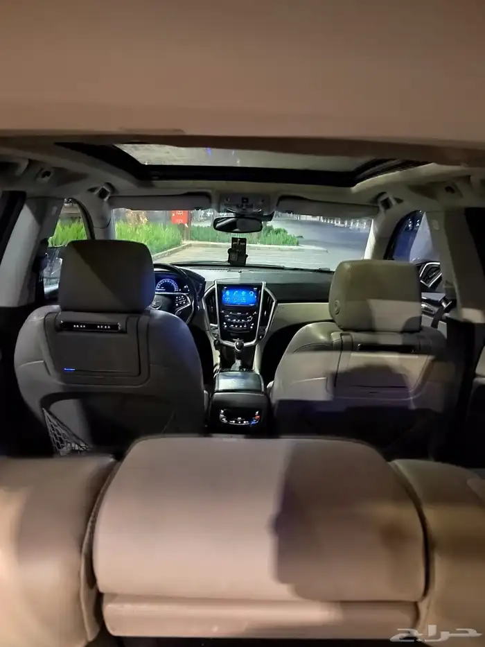كاديلاك srx 2013 24