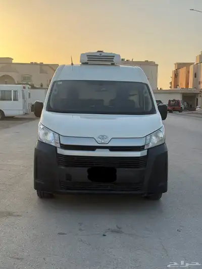 تويوتا هايس سقف عالي 2021 1