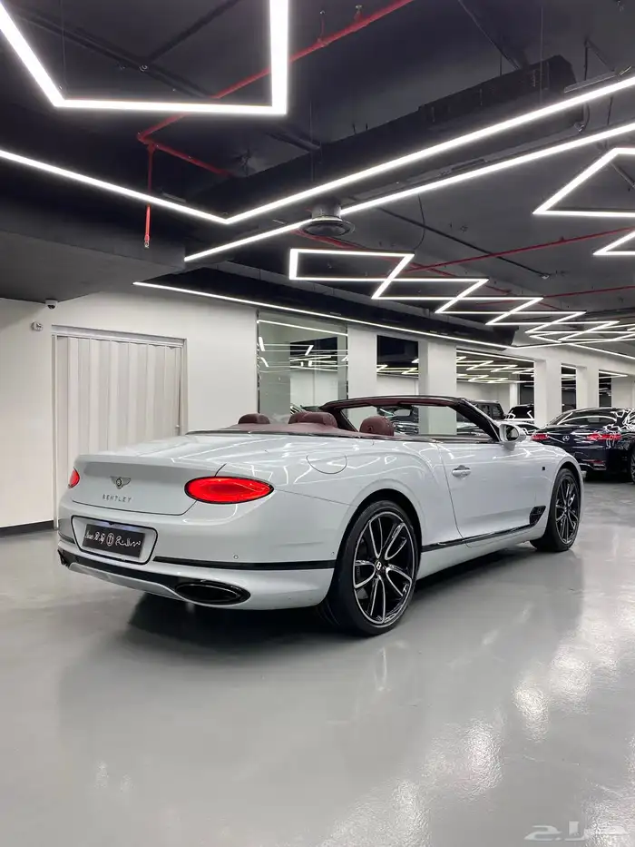 مباع 9