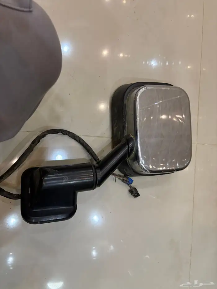 قطع غيار همر H2 موديل 2003 6