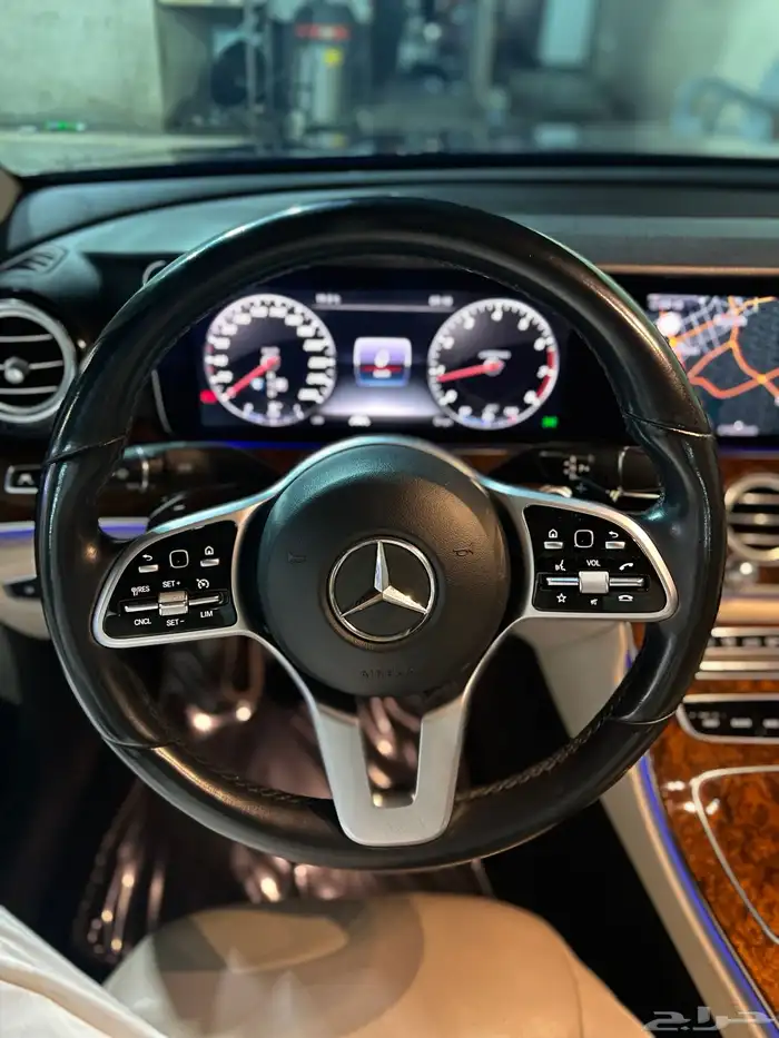 مرسيدس E300 2020 14