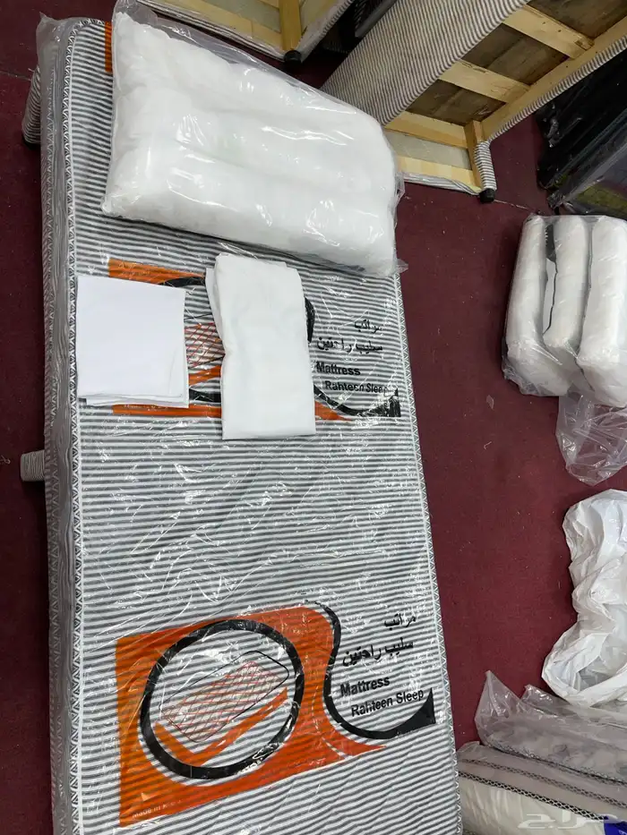 بكسات مراتب سرير مخدات لحاف شرشف منشفه 10